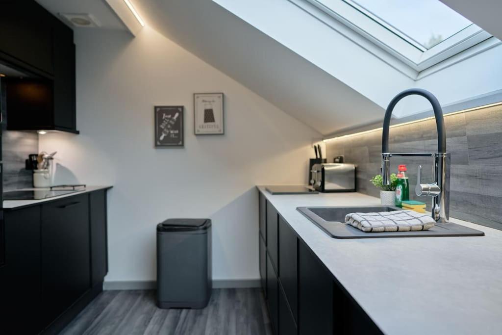 York City Central Apartment And Coffee Shop Esterno foto